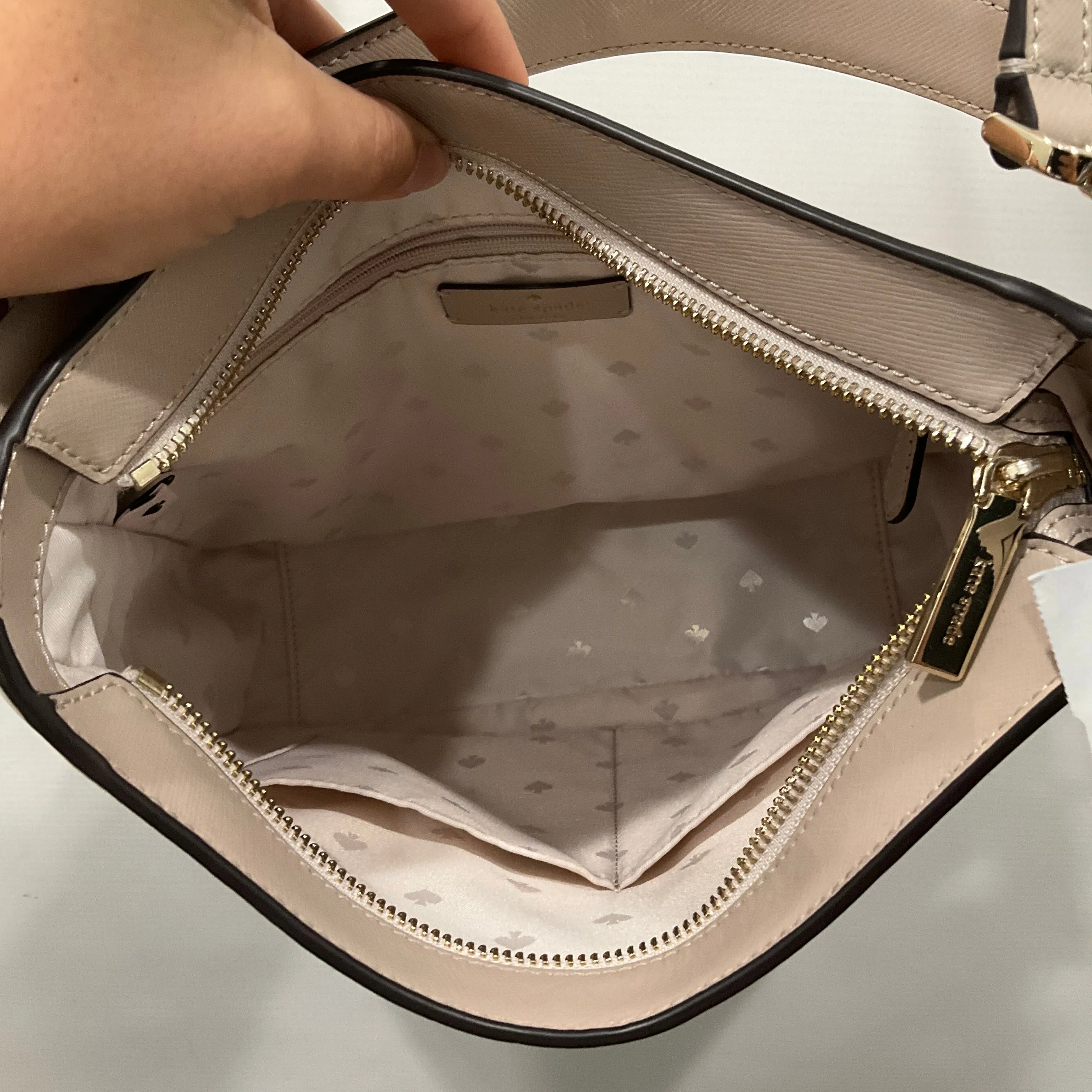 Handbag Kate Spade, Size Medium